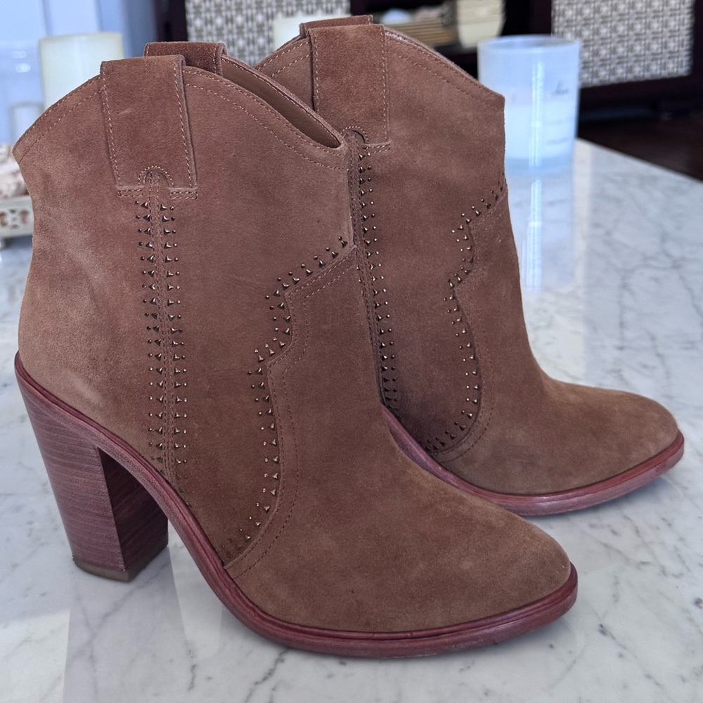Joie Suede Tan Boots - Barely Worn